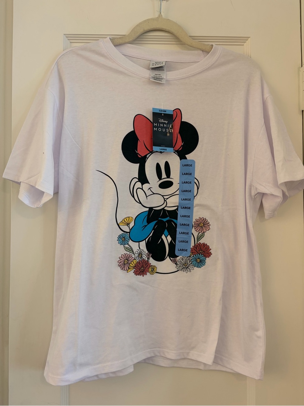 Disney Minnie Mouse White Floral Embroidered T-Shirt Size Large NWT